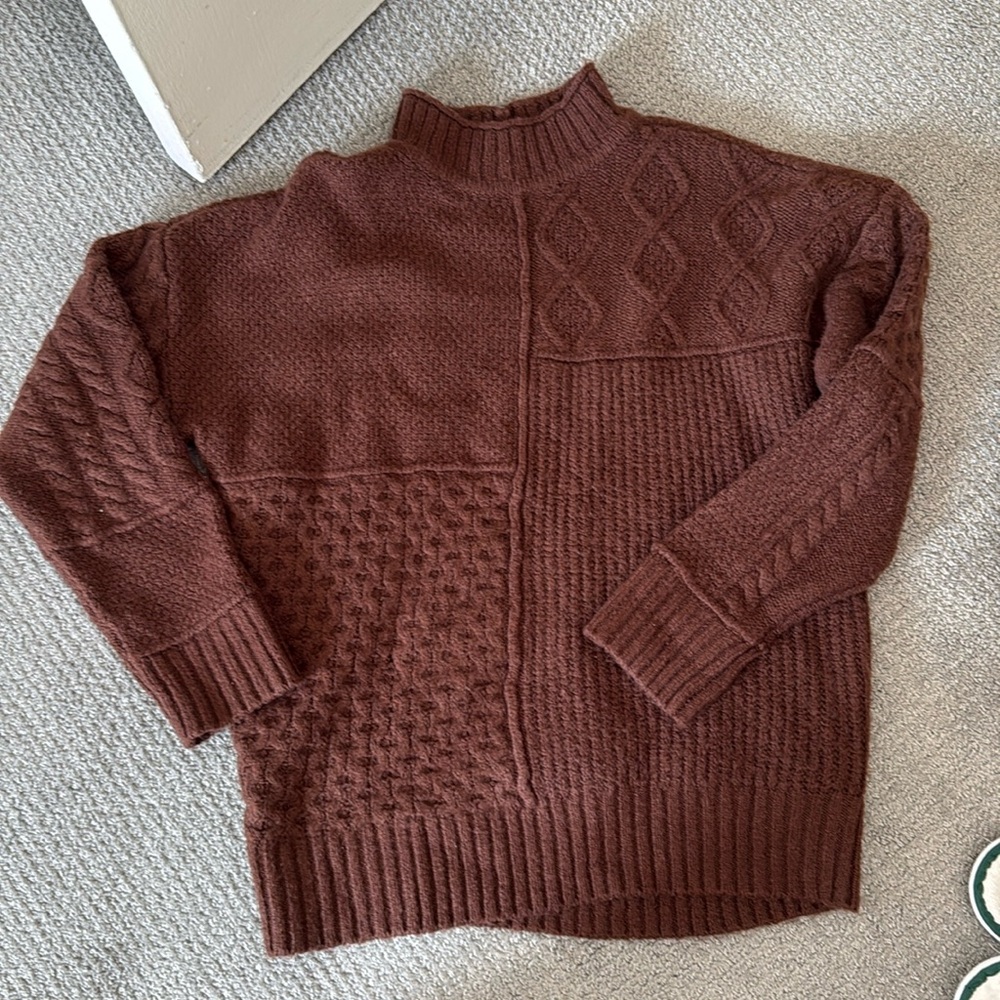 American eagle sweater
